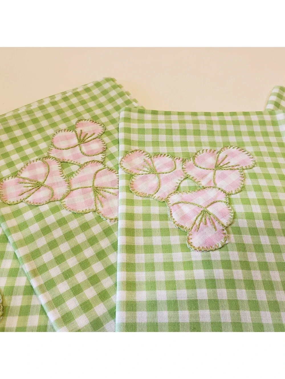 Vintage Cotton Gingham Napkin Placemat Set Green Pink Applique Hand Made Retro